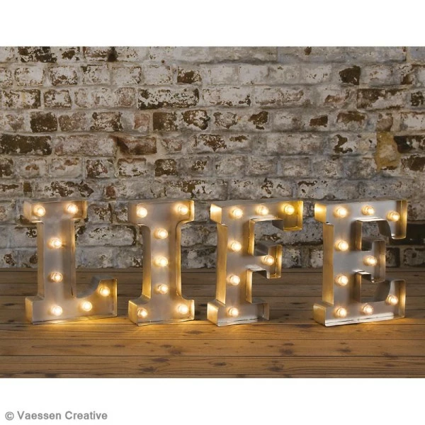 Sortie 🎁 Darice Lettre Lumineuse Led Lettre Lumineuse En Métal Vintage W - 25 X 19 X 4,5 Cm 💯 2 Sortie 🎁 Darice Lettre Lumineuse Led Lettre Lumineuse En Métal Vintage W - 25 X 19 X 4,5 Cm 💯 – Image 2